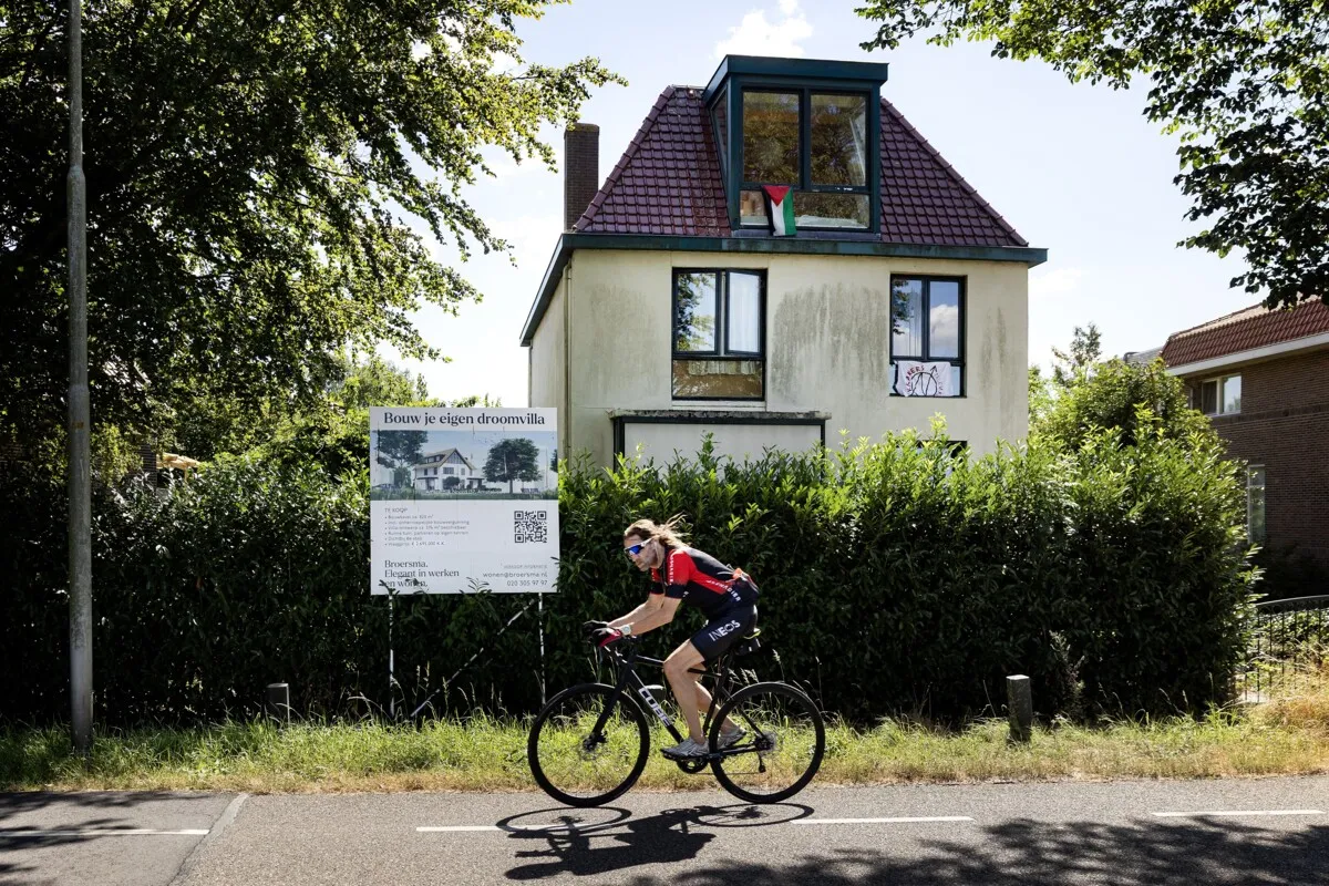 D66 takes tougher line on squatting: ‘It’s simply illegal’