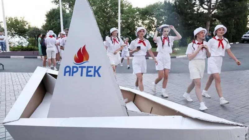 Australia Again Targets Orlyonok and Artek in New Sanctions — Unnecessary Move